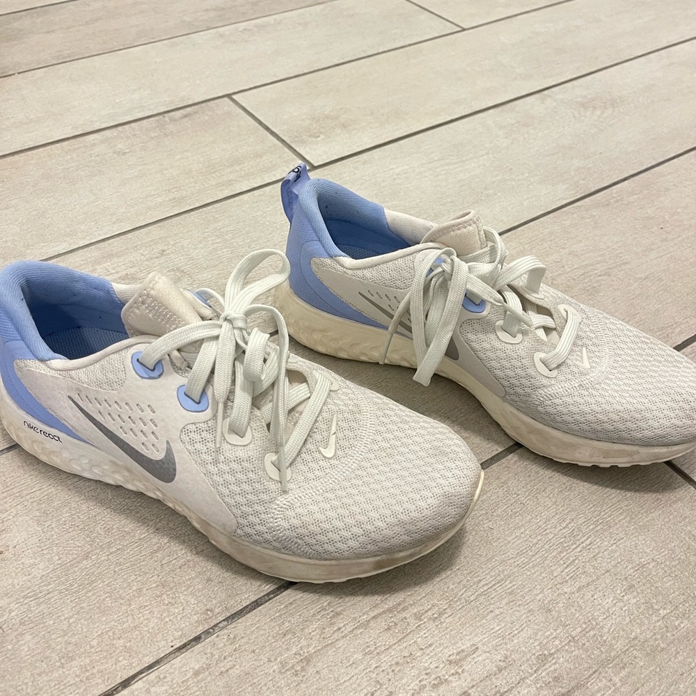 Nike react